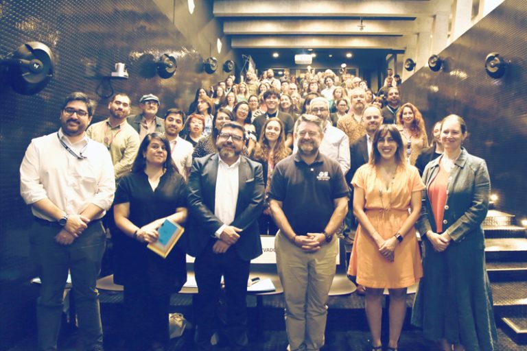 UDLA y Gobierno de Santiago presentan resultados del programa “Deja Tu Huella” y Concurso de Buenas Prácticas en Participación Ciudadana