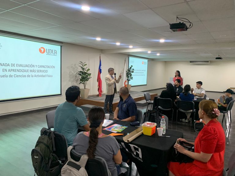 Escuela de Ciencias de la Actividad Física realiza I Jornada de Evaluación y Capacitación en Aprendizaje y Servicio