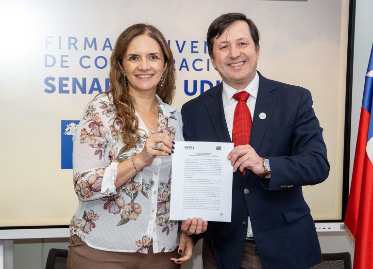 UDLA y Senapred firman convenio de colaboración en Gestión del Riesgo de Desastres y salud mental