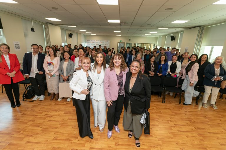 Conversatorio en Sede Viña del Mar reúne a mujeres para reflexionar sobre el impacto del liderazgo femenino