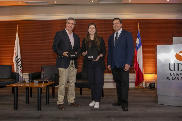 UDLA reúne a expertos de Chile y Brasil en diálogo sobre el  rol de la innovación para un desarrollo sustentable