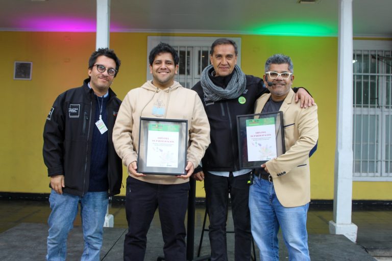 Académicos UDLA participaron en la Feria Internacional del Libro de La Florida con exposiciones sobre inclusión y bienestar