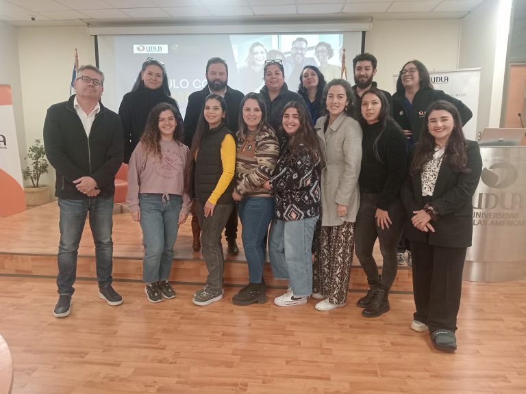 Egresados de Medicina Veterinaria y Psicología participan en encuentros en Campus Los Castaños