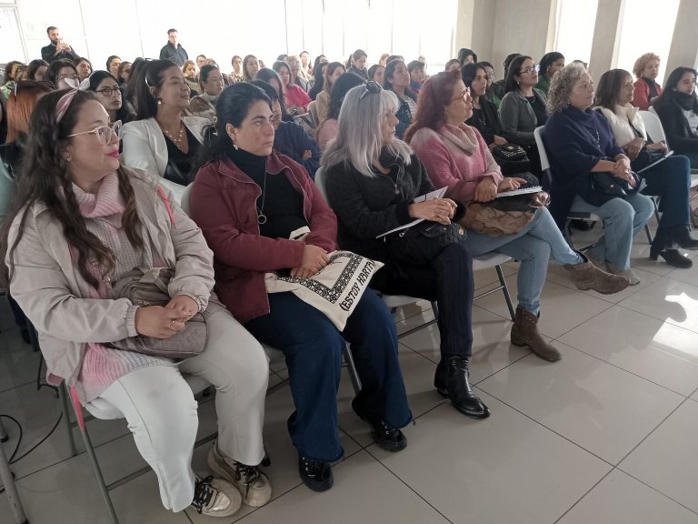 UDLA y Municipalidad de Villa Alemana lanzan programa de formación para mujeres emprendedoras