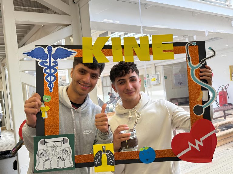 Estudiantes y académicos de Campus Los Castaños celebran el Día del Kinesiólogo con actividades formativas y recreativas