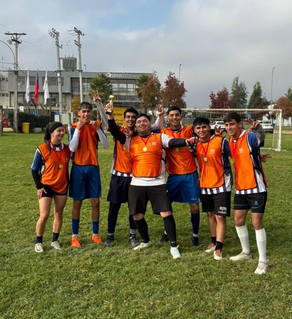 Estudiantes organizan campeonato de futbolito mixto en Campus Melipilla