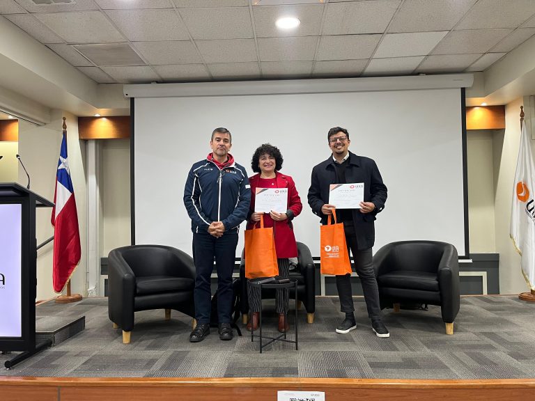 UDLA realiza seminario sobre actividad física infanto juvenil