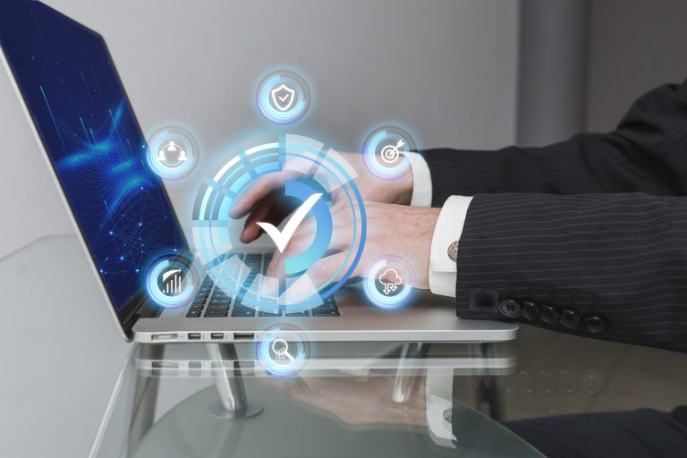 Escuela de Negocios de UDLA destaca uso de innovadora plataforma de evaluación con IA