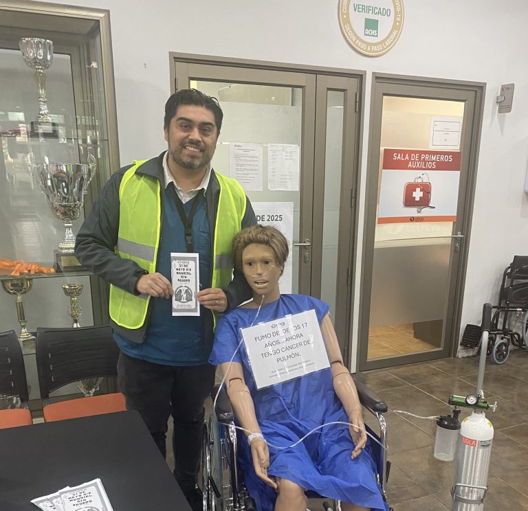 Kinesiología conmemora el Día Mundial sin Tabaco con campaña de sensibilización en los campus Chacabuco y El Boldal