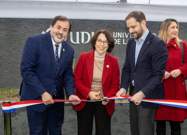 UDLA inaugura edificio H en Campus Providencia con presencia de autoridades y comunidad universitaria