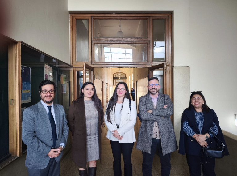 Estudiantes de Derecho UDLA destacan en Congreso Nacional de Clínicas Jurídicas