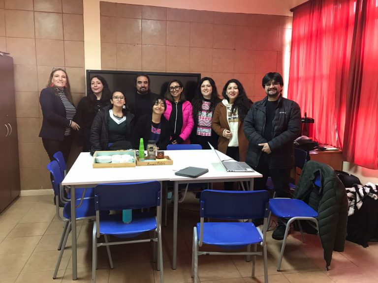 Académico UDLA lidera investigación sobre IA y fomento lector en estudiantes neurodivergentes en Atacama y La Araucanía