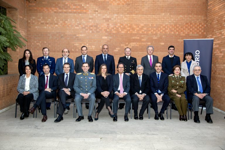 Rectora Pilar Romaguera asiste a encuentro de rectores organizado por Protagonistas 2030