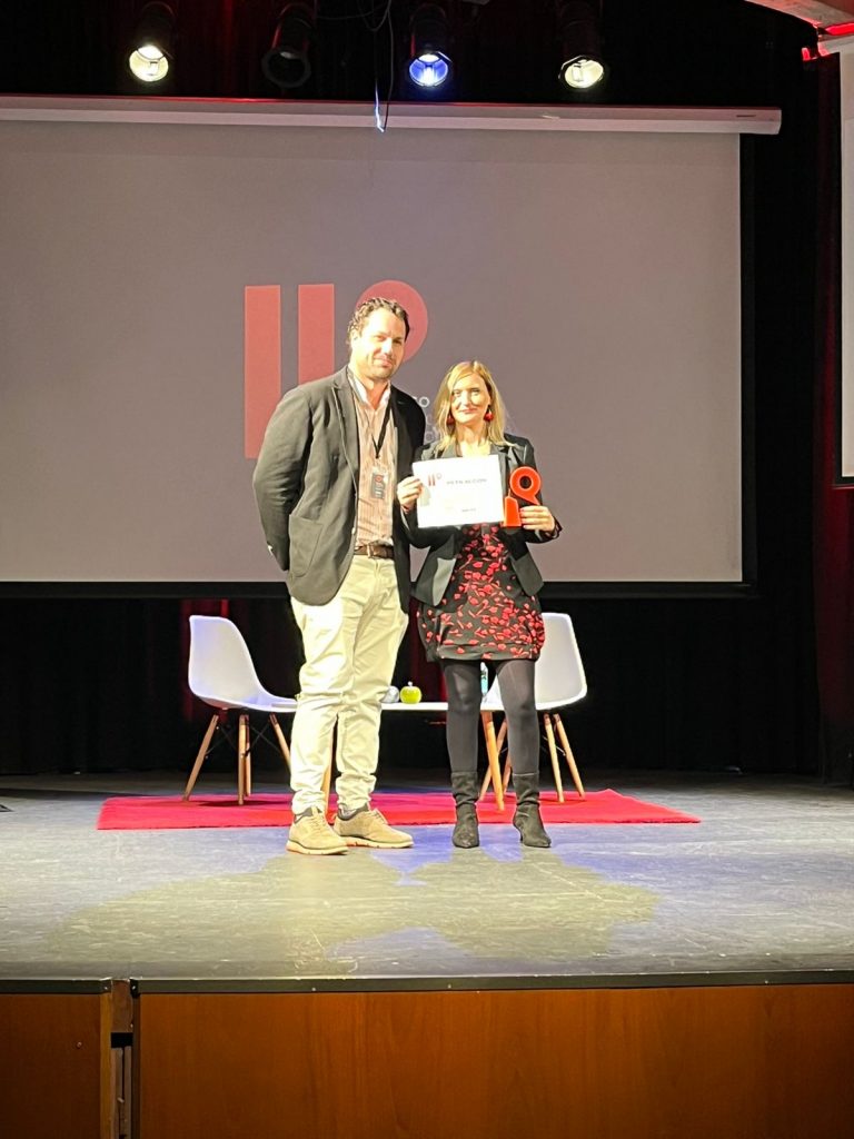 Académica de la Facultad de Comunicaciones y Artes representa a UDLA en congreso internacional de Relaciones Públicas sobre sostenibilidad