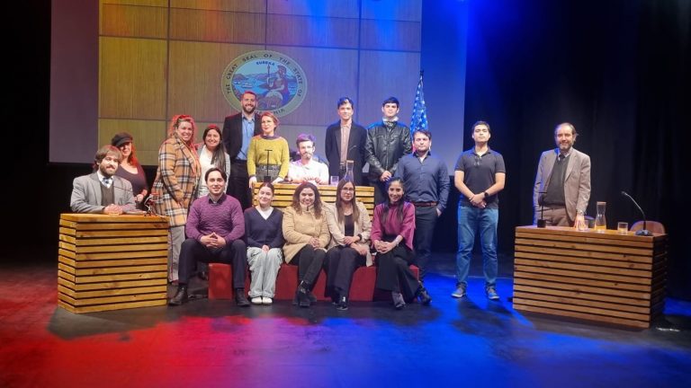 Estudiantes de Derecho UDLA viven experiencia judicial inmersiva en Teatro Mori