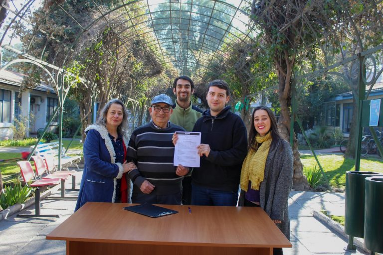 UDLA, Junta de Vecinos y Municipalidad de Maipú firman convenio para impulsar el proyecto ambiental “El guardián del parque”
