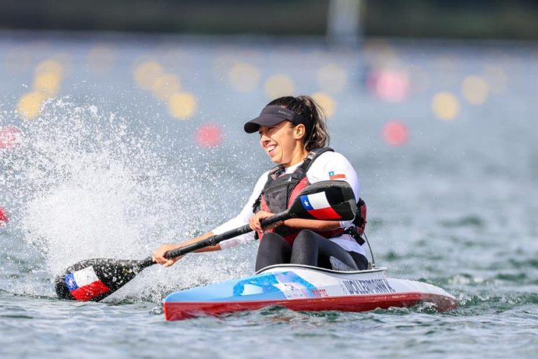 Egresada de UDLA Katherinne Wollermann se corona bicampeona mundial de Paracanotaje
