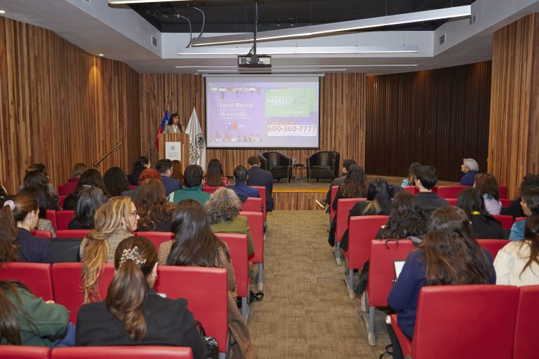 UDLA participa en Encuentro regional de buenas prácticas en salud mental universitaria