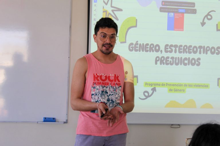 Estudiantes de Trabajo Social de UDLA inician capacitación en temáticas de género junto al Centro de la Mujer de La Florida