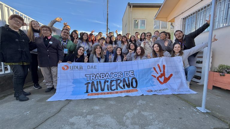 Estudiantes UDLA realizan Trabajos de Invierno en comunidad de Pedro en Valdivia de Concepción