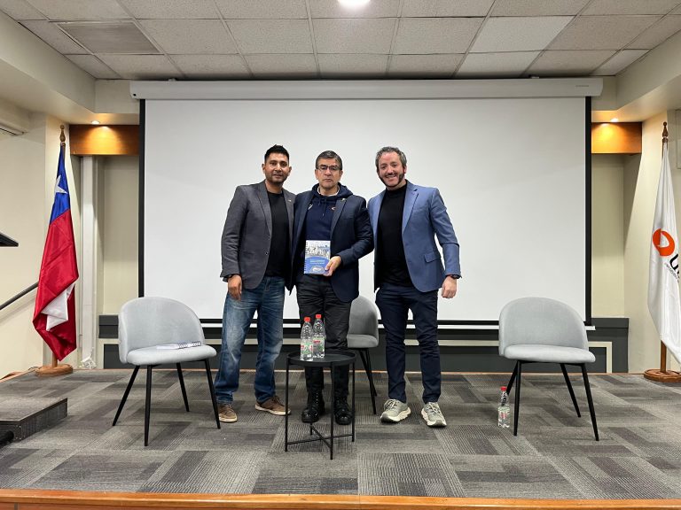 Escuela de Ciencias de la Actividad Física UDLA realiza conversatorio sobre población con discapacidad