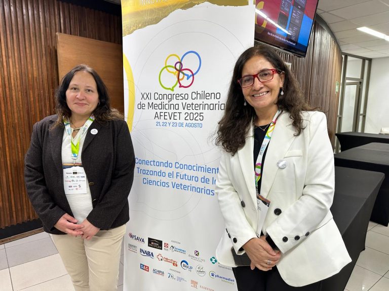 Facultad de Medicina Veterinaria y Agronomía de UDLA reafirma su compromiso con la ciencia y el bienestar animal en AFEVET 2025