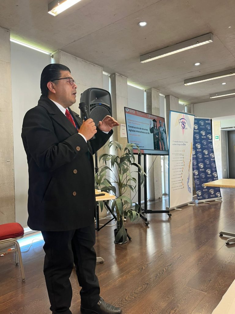 Director de ObIA-Educ  de UDLA expone en el XXI Seminario Sembrando Educación