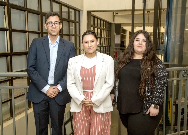 Facultad de Derecho UDLA reconoce a estudiantes por su participación ciudadana y compromiso con la vinculación con el medio