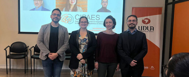 representantes del instituto de ingles y capaes