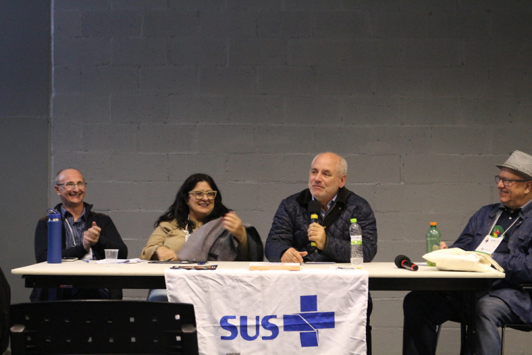 Director del Departamento de Salud y Desarrollo Comunitario de UDLA participa en Congreso Internacional en Brasil