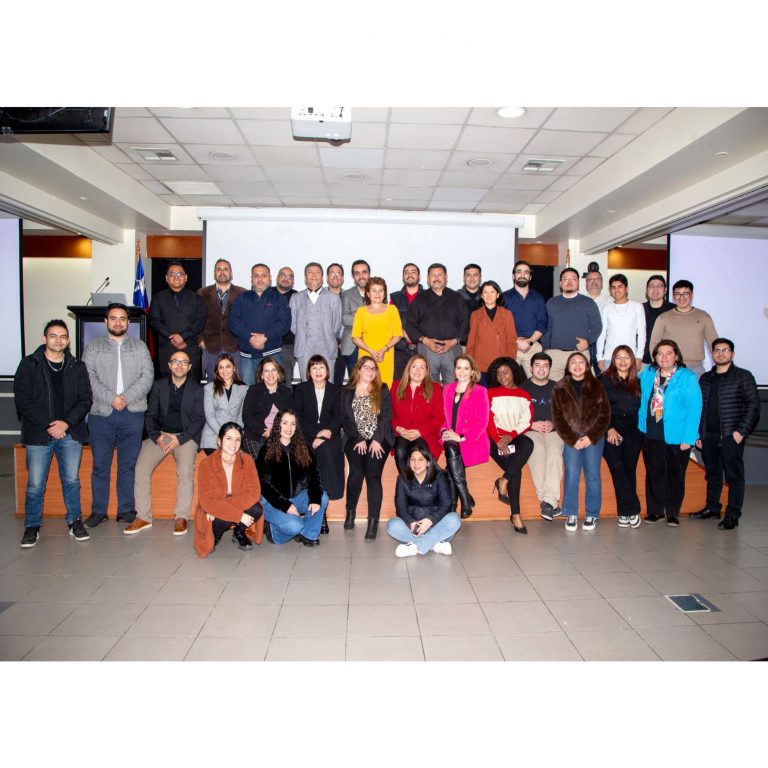 Escuela de Ingeniería Comercial de UDLA refuerza lazos con su comunidad en encuentro con egresados