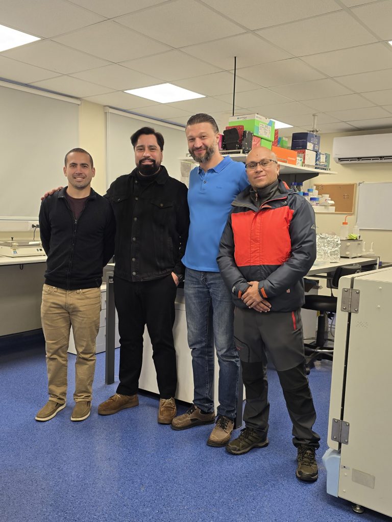 Colaboración internacional: UDLA participa en proyecto sobre onicóforos chilenos