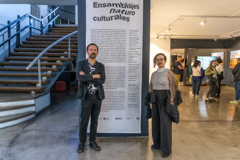 Núcleo Lenguaje y Creación inaugura exposición “Ensamblajes Naturoculturales” en CCESantiago