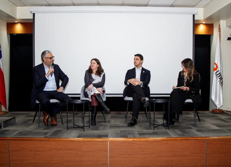 UDLA y Colegio de Ingenieros de Chile celebran el Día de la Ingeniería Industrial