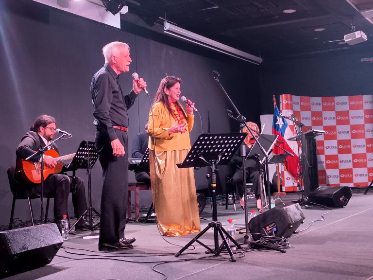 Música de Provenza y Chile reúne a la comunidad en concierto “El sol de los idiomas del amor” realizado en UDLA Sede Viña del Mar
