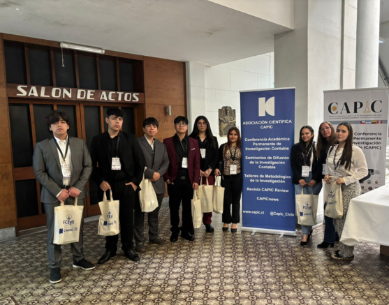 Estudiantes de la Escuela de Auditoría UDLA viven pasantía internacional en la XXXVI Conferencia CAPIC en Rosario, Argentina
