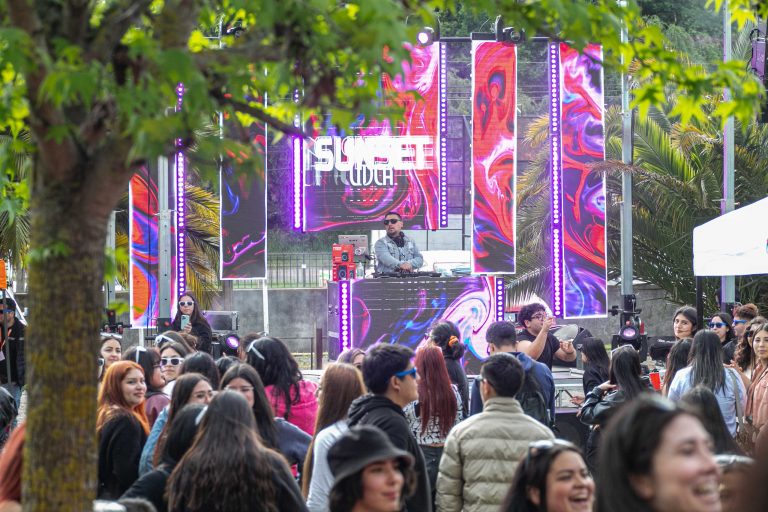 UDLA conmemoró su 37° aniversario con celebraciones en todas sus sedes