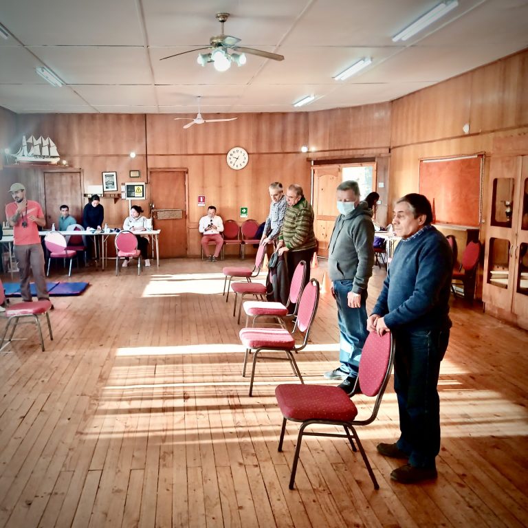 Investigadores de Escuela de Psicología participan en proyecto colaborativo sobre autonomía funcional en personas mayores