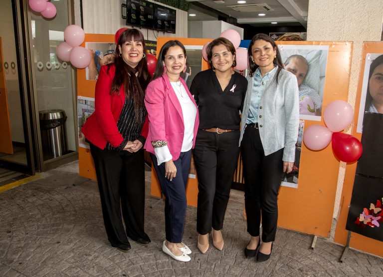 Escuela de Obstetricia y Puericultura de UDLA reflexiona sobre cáncer de mama y maternidad