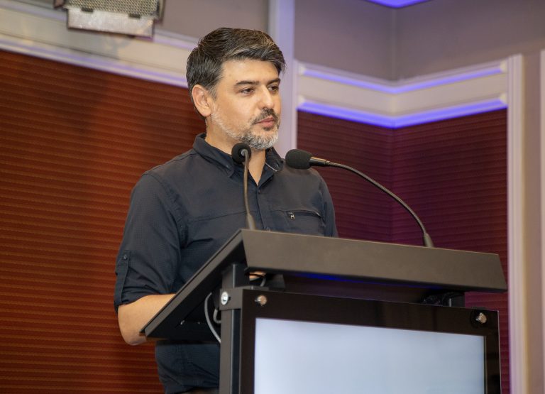 UDLA y Estación Central realizan cierre de la Escuela del Adulto Mayor en Campus Santiago Centro