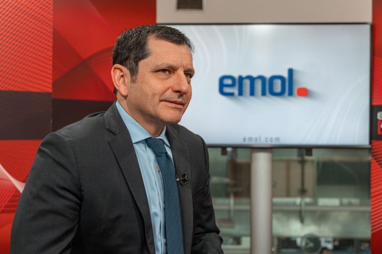 Vicerrector de Investigación y Postgrado destaca en EmolTV el impacto social de las investigaciones de UDLA y su aporte al desarrollo sostenible