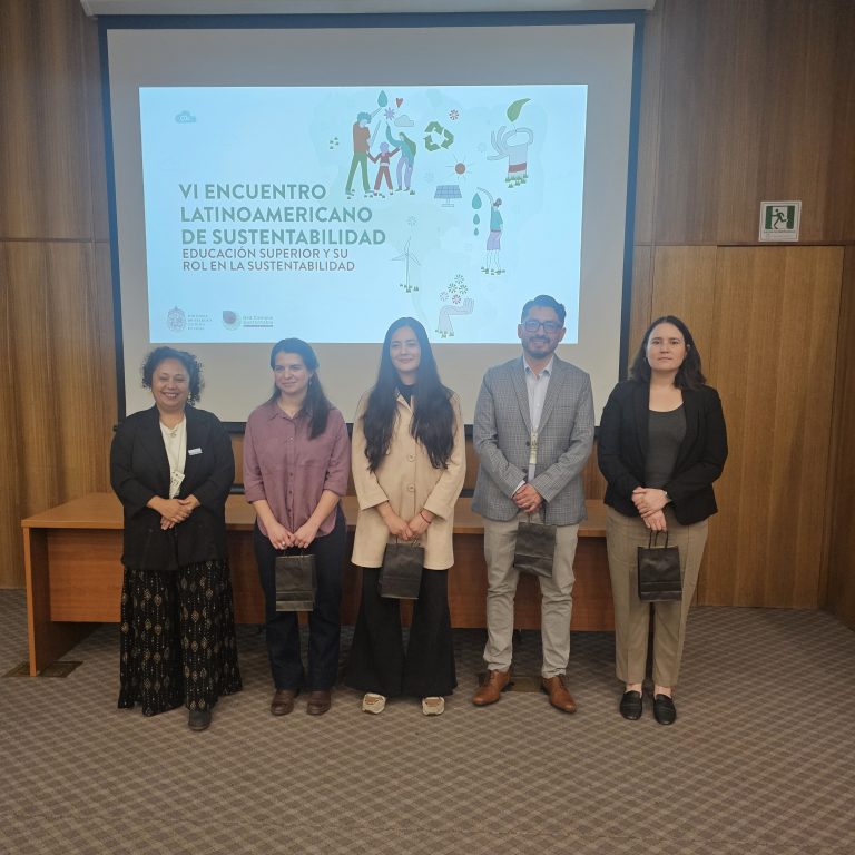 Comprometidos con el futuro: UDLA expone sus iniciativas de sustentabilidad en encuentro latinoamericano