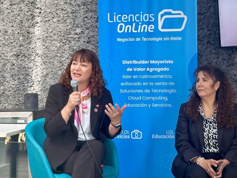 Vicerrectora de UDLA Sede Viña del Mar participa en el Women Economic Forum Global en México y modera panel sobre mujeres y tecnología