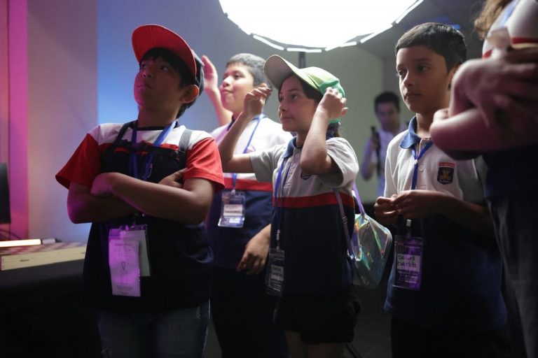 Facultad de Comunicaciones y Artes comienza talleres sobre comunicación audiovisual con Colegio “Marcelino Champagnat