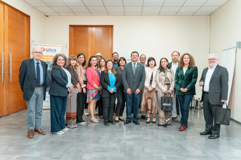 Facultad de Ingeniería y Negocios UDLA realiza Encuentro de Empleadores 2025 para fortalecer el vínculo con el sector productivo