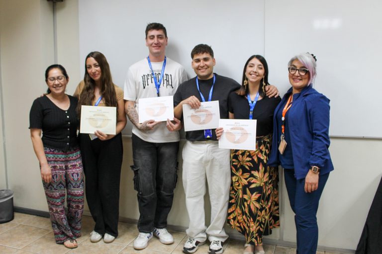 Plan de Promoción del Cuidado Comunitario de UDLA finaliza junto a profesionales de La Florida