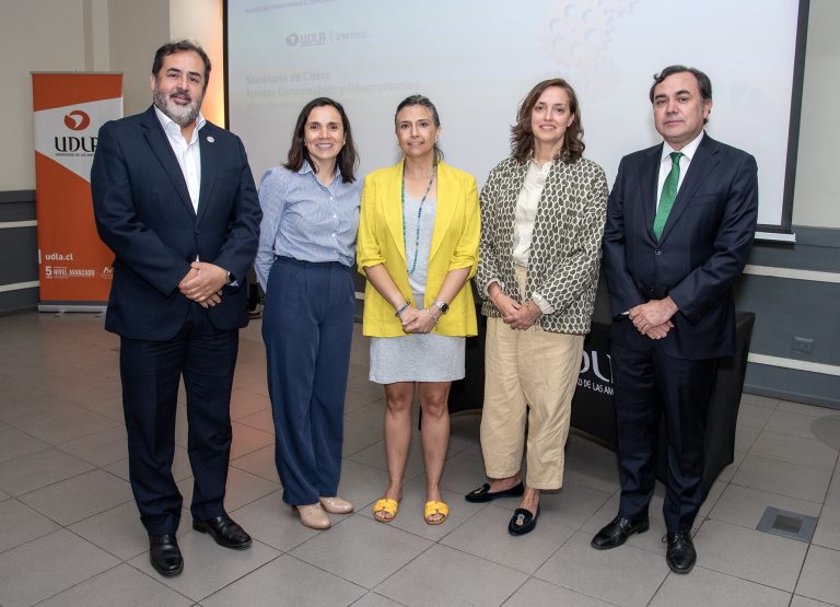 UDLA fortalece su compromiso con la calidad en el Seminario de Cierre de Fondos Concursables de Vinculación con el Medio