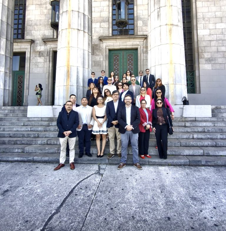 UDLA fortalece internacionalización académica con pasantía de estudiantes de Derecho en la Universidad de Buenos Aires