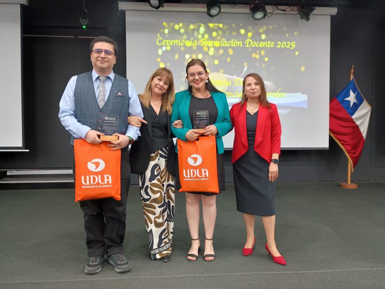Dirección Académica de Campus Los Castaños y Unidad de Apoyo Pedagógico distinguen a académicos destacados por su labor