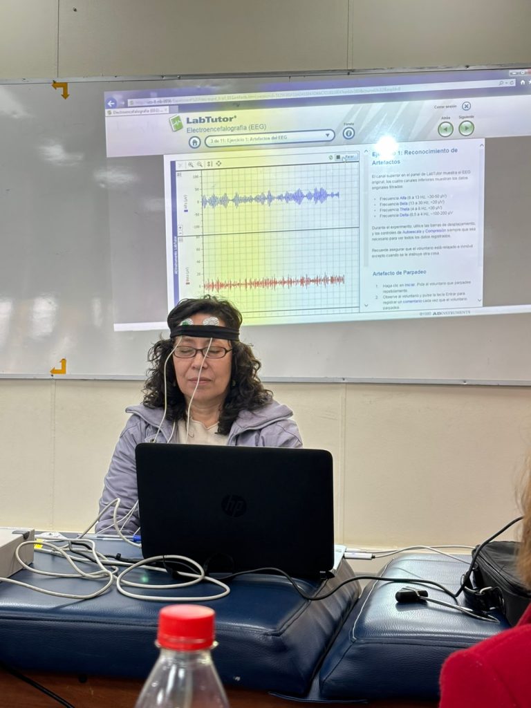 UDLA culmina primera versión del Diplomado en Fisiología Humana con orientación clínica